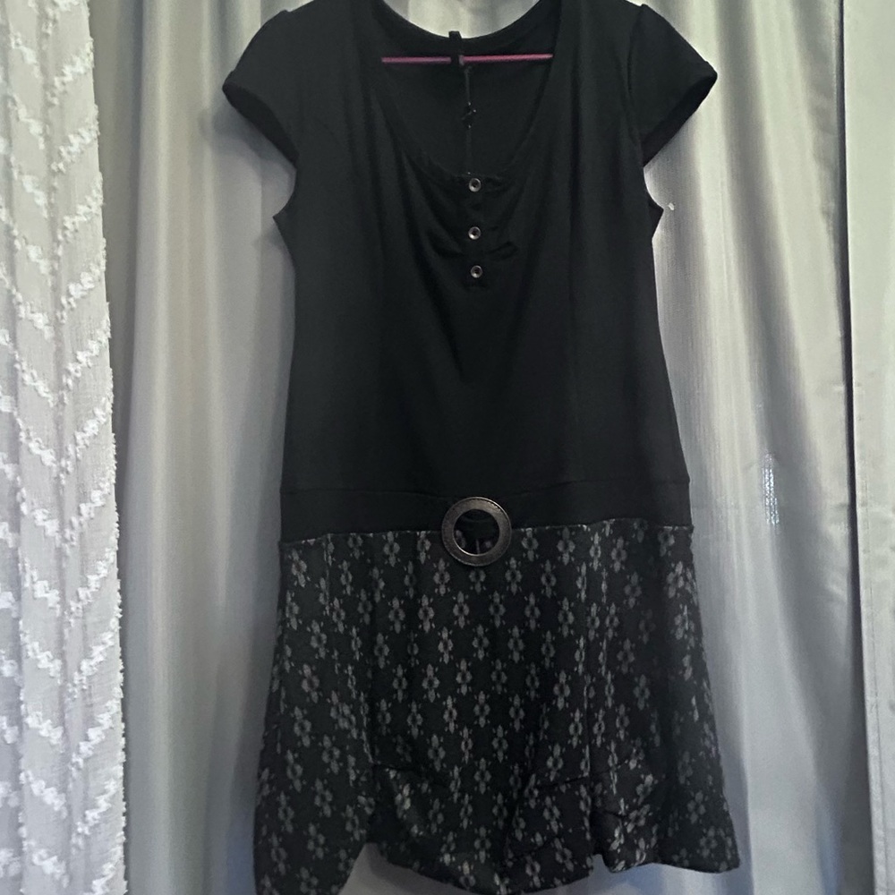 50%offw❤️ Discreet NWOT ,M minidress on waist